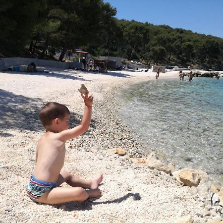 Apartments Mare Trogir Ngoại thất bức ảnh