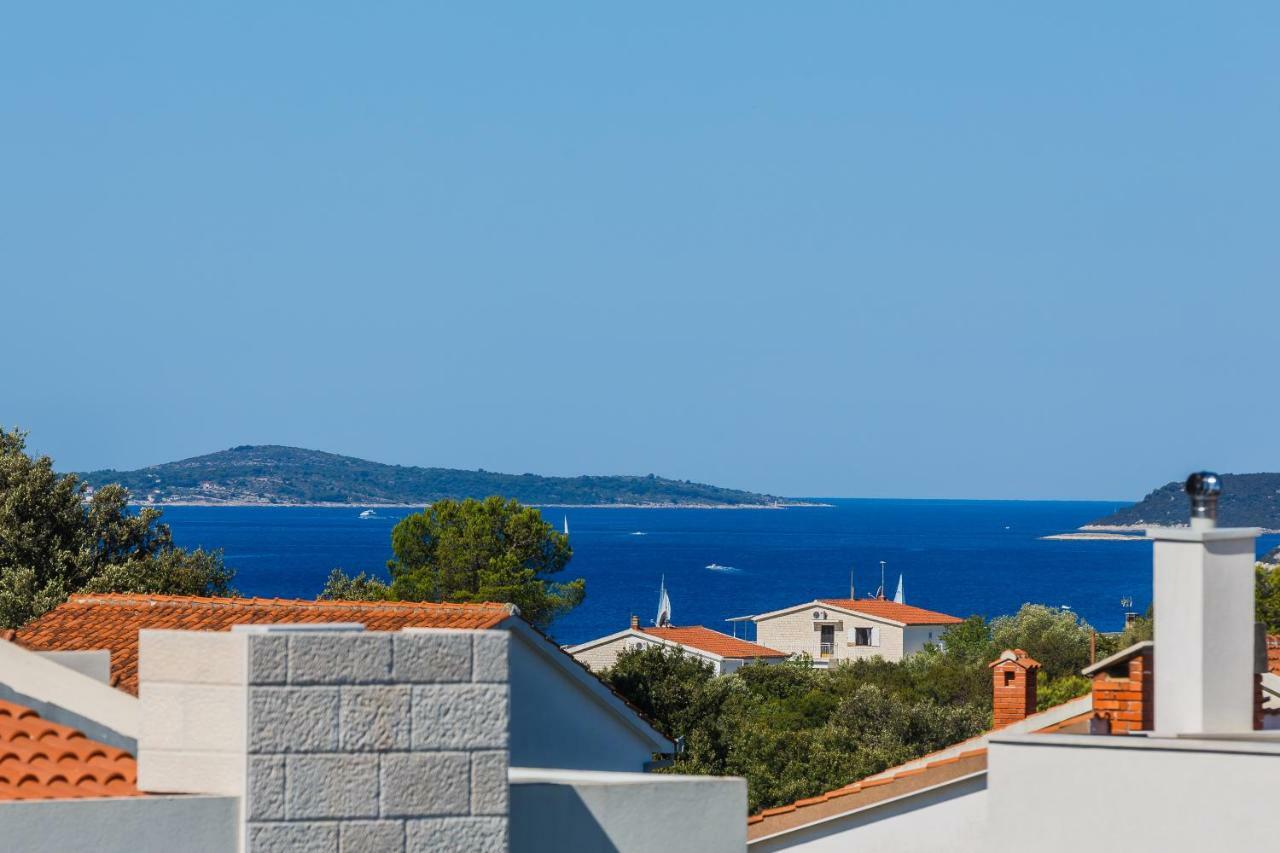 Apartments Mare Trogir Ngoại thất bức ảnh