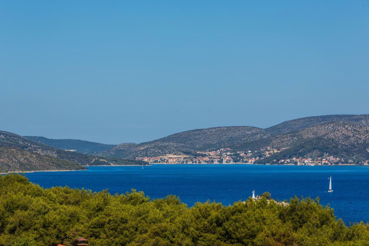 Apartments Mare Trogir Ngoại thất bức ảnh
